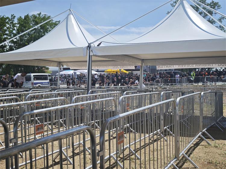 Slika /PU splitsko-dalmatinska 2025 NOVO/koncert Sinj/ulaz.jpg